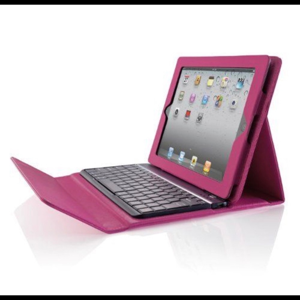 BROOKSTONE Keyboard Case for Ipad